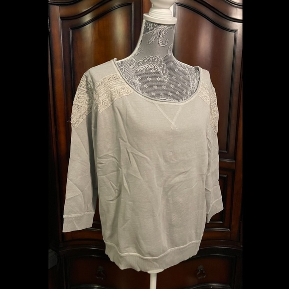 NWT American Eagle Crew Neck Sweatshirt - Picture 6 of 9